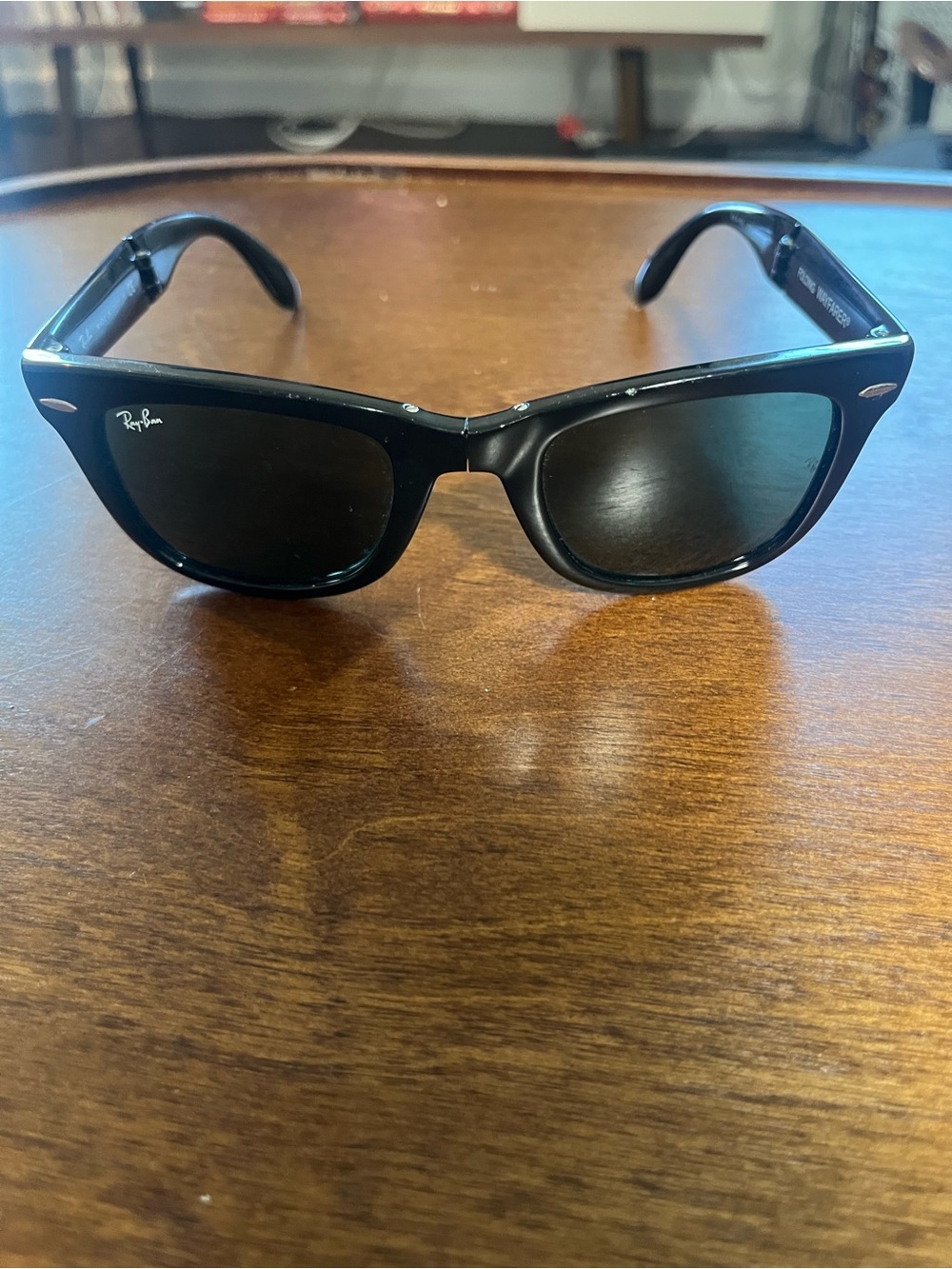 Ray-Ban Polarized Black Wayfarer Foldable Sunglasses